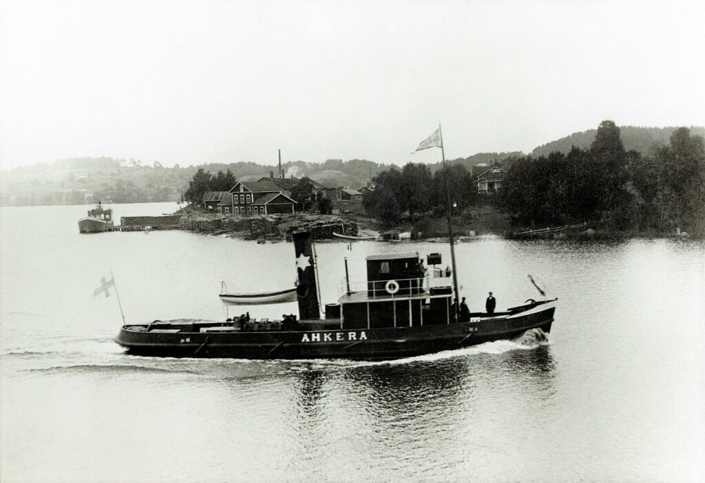 Steam tugboat Ahkera